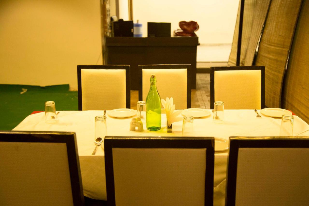 Dabok Hotel The Mewar מראה חיצוני תמונה