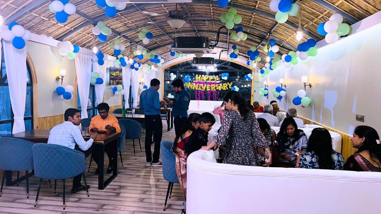 Dabok Hotel The Mewar מראה חיצוני תמונה
